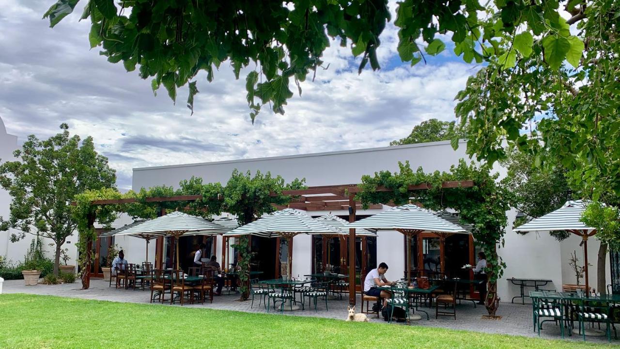 Drostdy Hotel Graaff-Reinet Kültér fotó The café at the National Gallery, London