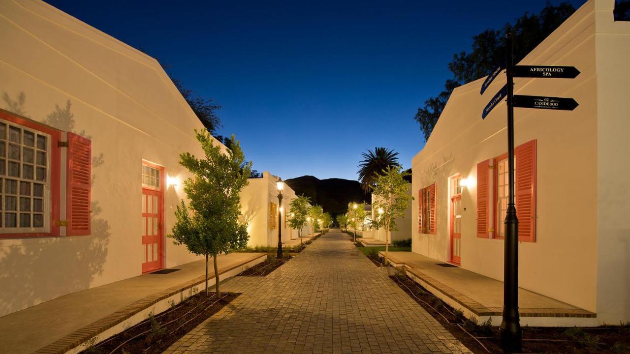 Drostdy Hotel Graaff-Reinet Kültér fotó The Old Town of the resort