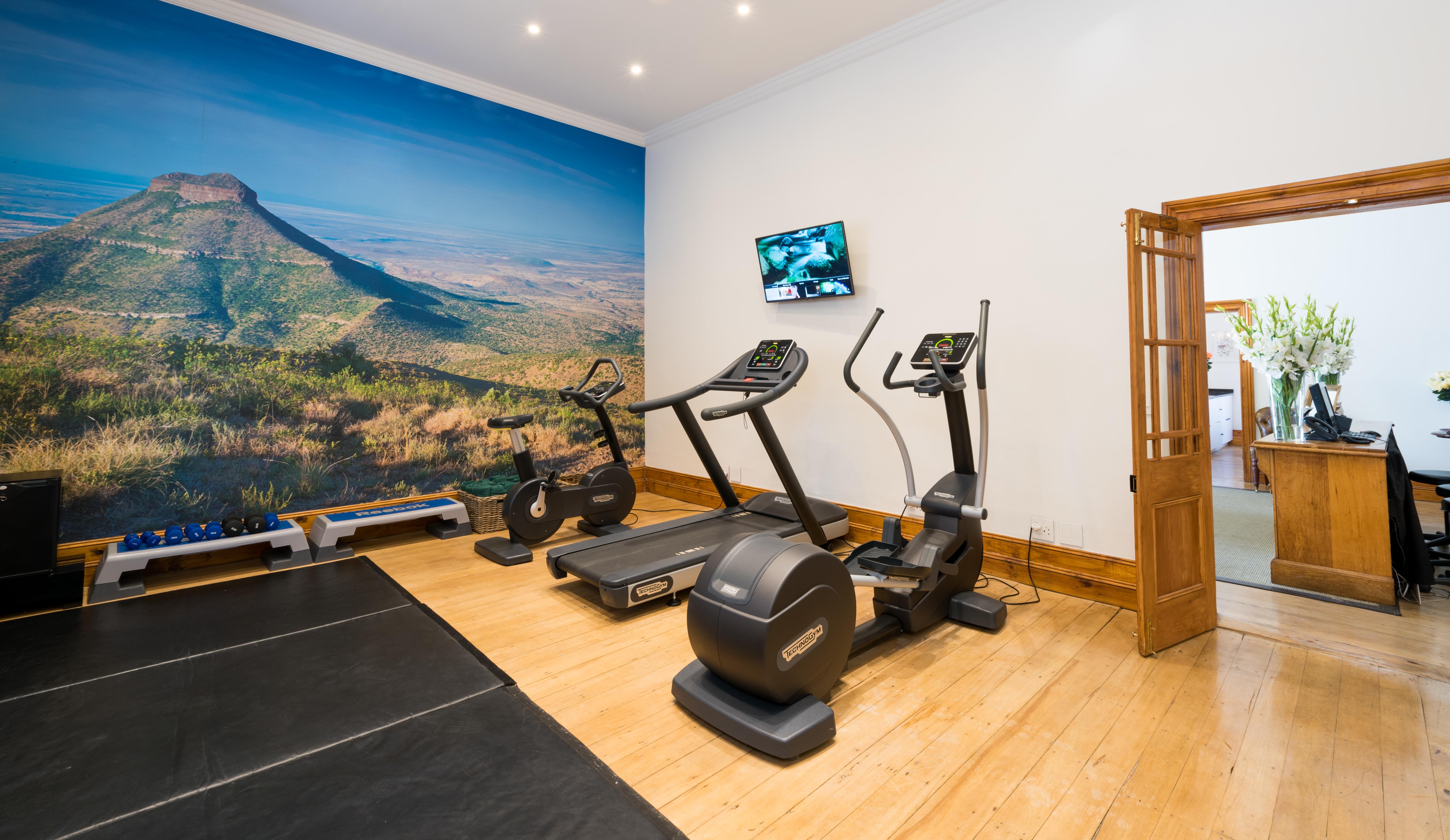 Drostdy Hotel Graaff-Reinet Kültér fotó The gym at the hotel